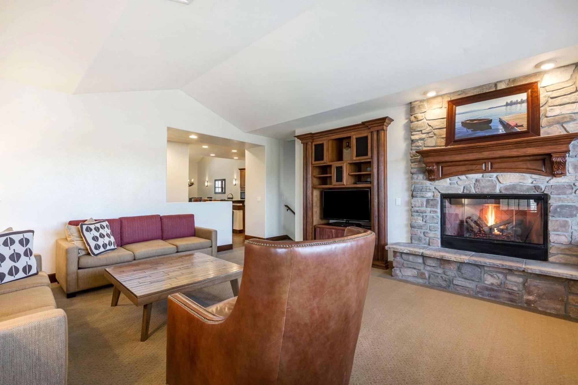 Bluegreen Vacations Big Bear Village, Ascend Resort Collection Big Bear Lake Exterior photo
